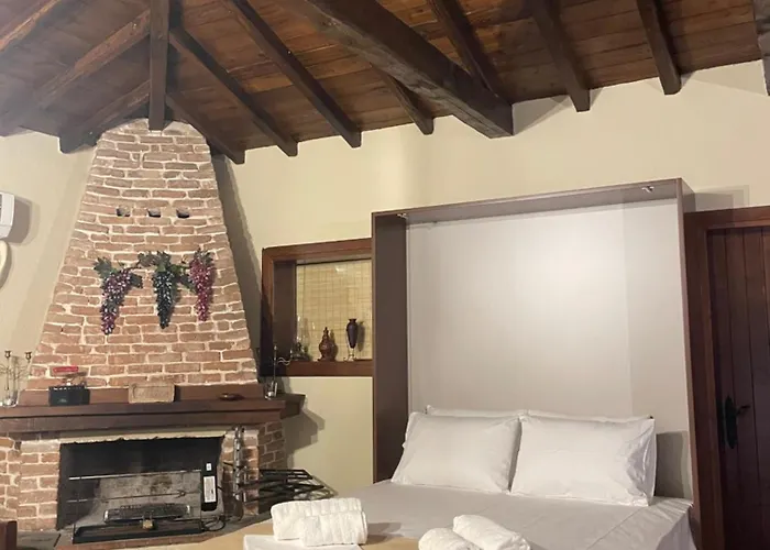 Ampeli Stoneηouse بيت للعطل Nea Madhitos