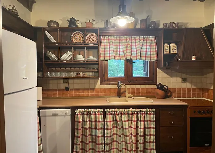 Ampeli Stoneηouse *