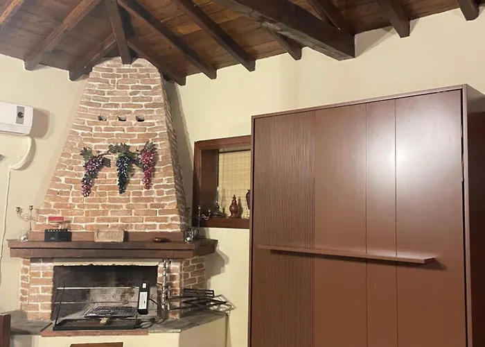 Ampeli Stoneηouse 펜션 Nea Madhitos